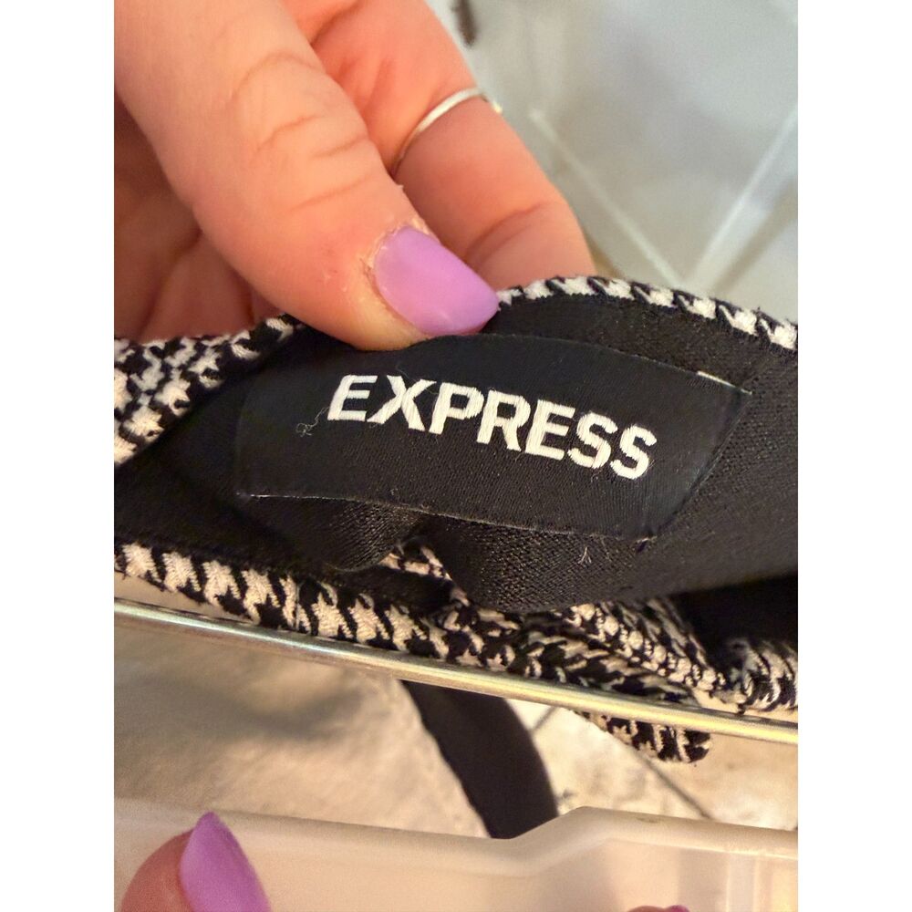 Express Houndstooth High Rise Ankle Pants - Picture 3 of 5
